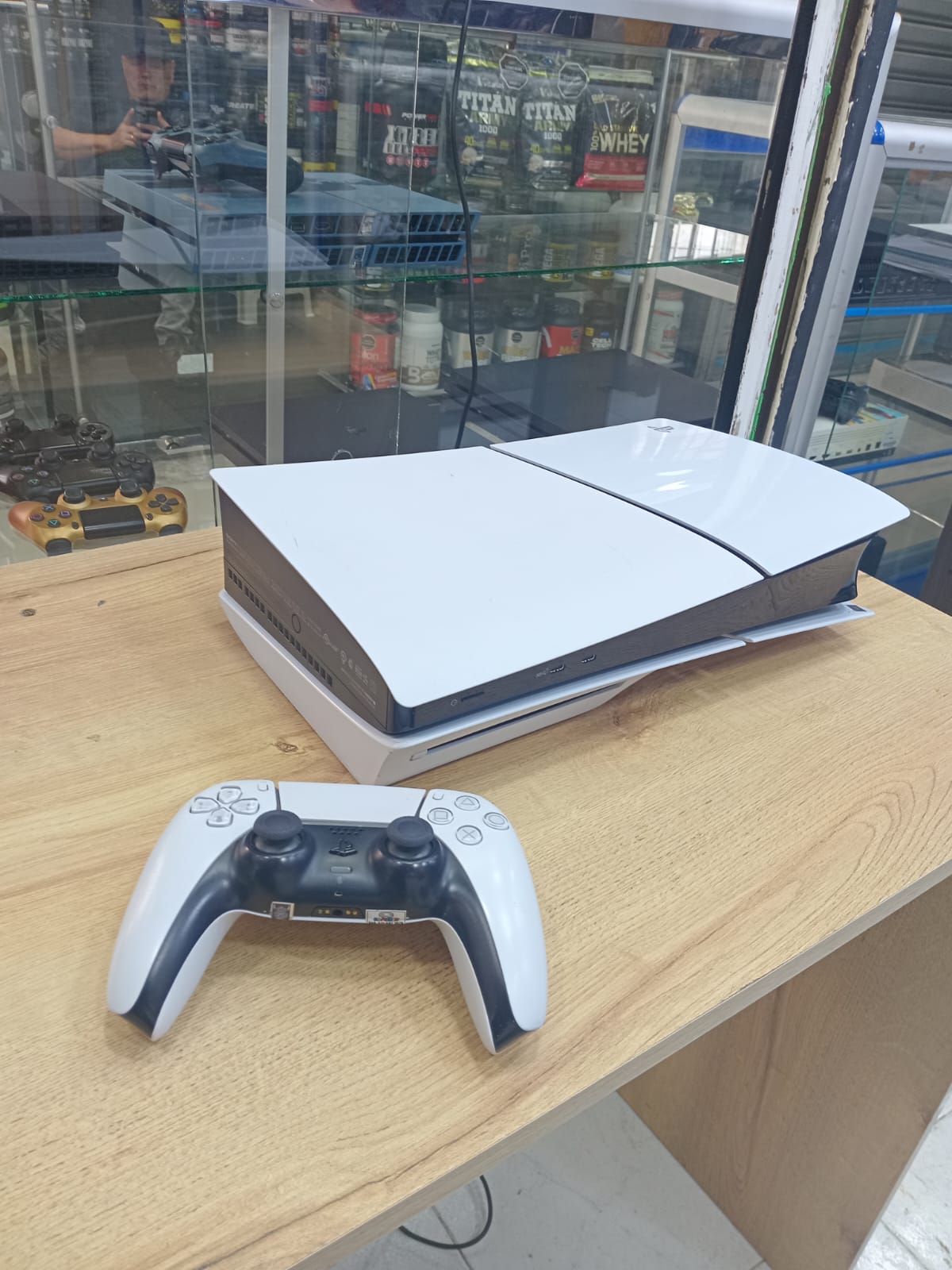 PlayStation 5 Slim – Lector de CD + Control Original + Soporte