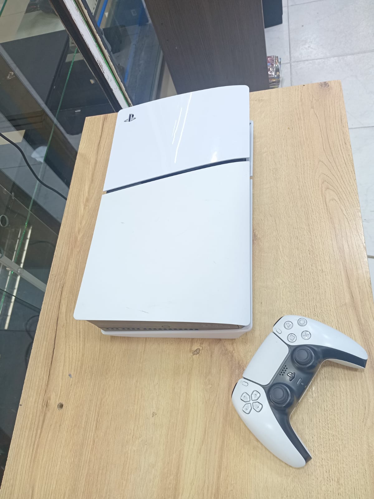 PlayStation 5 Slim – Lector de CD + Control Original + Soporte