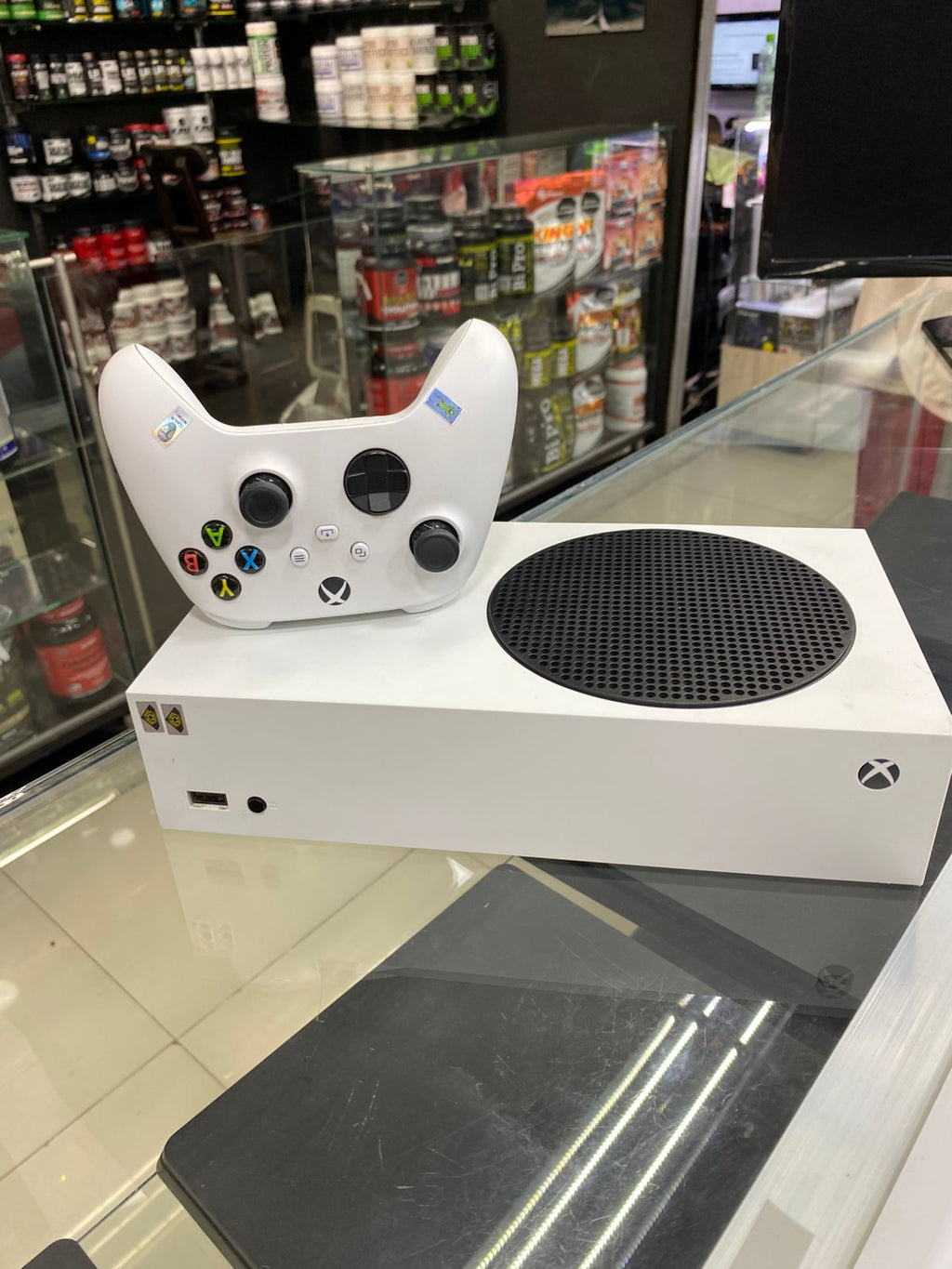 Xbox Series S 512GB – Control Original Incluido